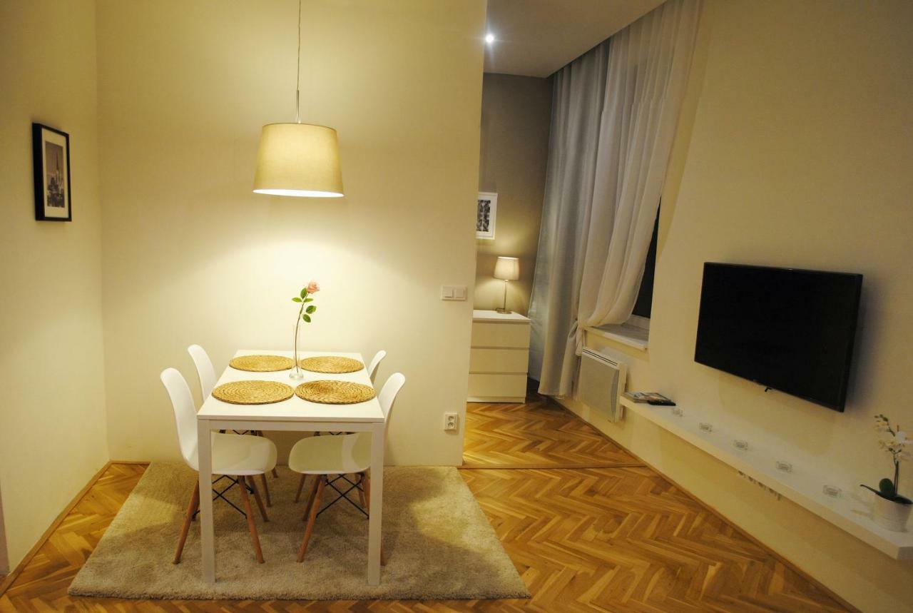 Apartments Centre In Style Olomouc Esterno foto