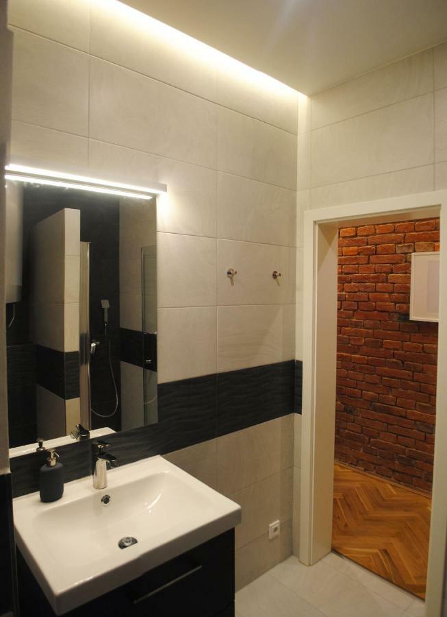 Apartments Centre In Style Olomouc Esterno foto