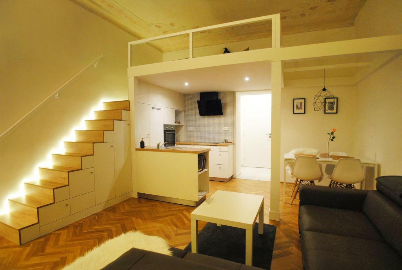 Apartments Centre In Style Olomouc Esterno foto