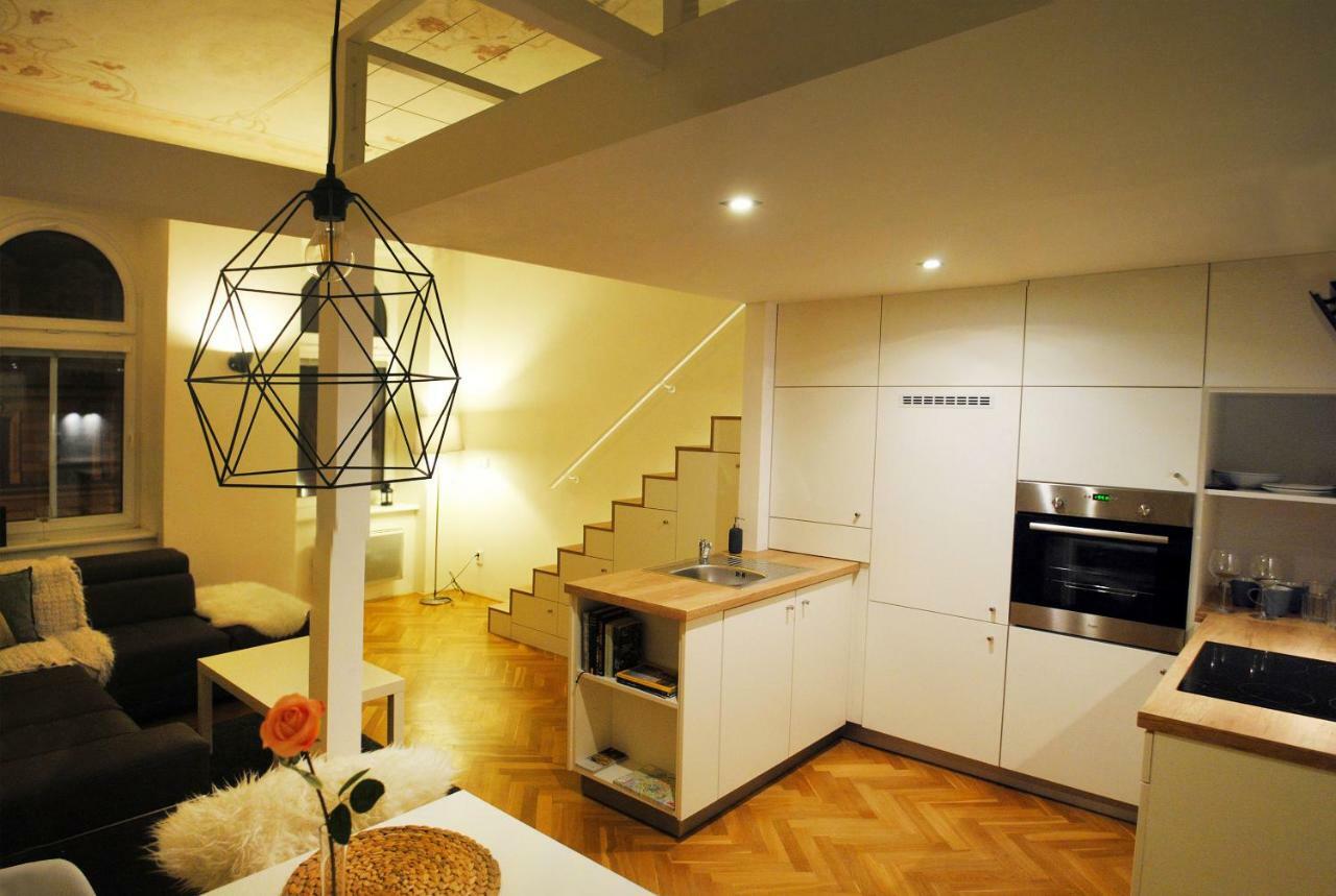 Apartments Centre In Style Olomouc Esterno foto